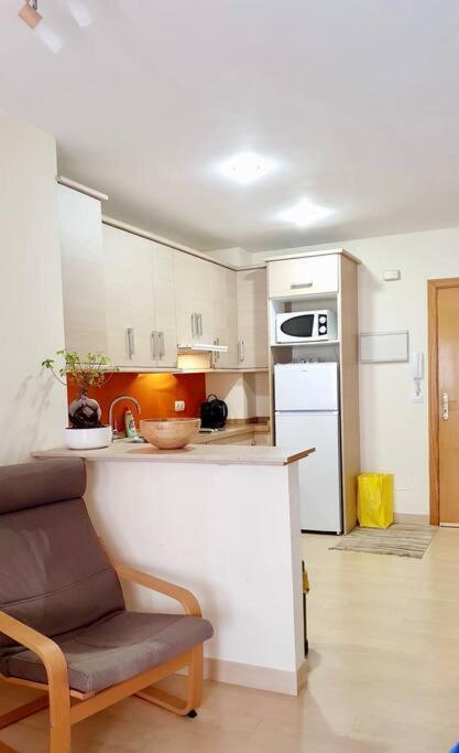 Lovely Studio In Centre Of Torre, Near The Beach ตอร์เรเดลมาร์ ภายนอก รูปภาพ